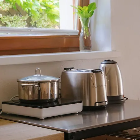 Cozy Wabi-sabi Retreat W Bikes By The River Бохинь