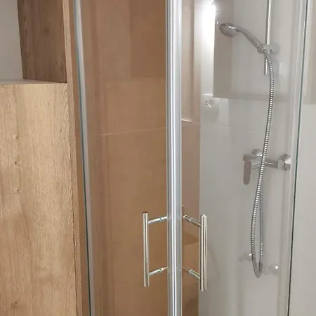 Cozy Wabi-sabi Retreat W Bikes By The River Апартаменты