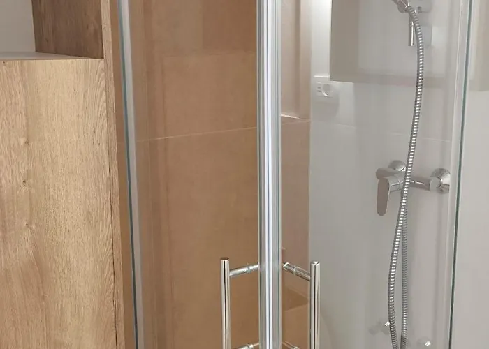 Cozy Wabi-sabi Retreat W Bikes By The River Apartamento