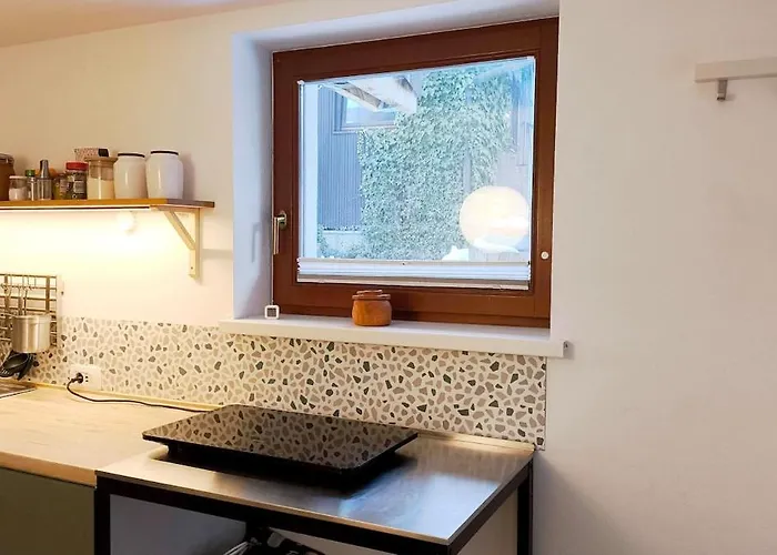 Cozy Wabi-sabi Retreat W Bikes By The River