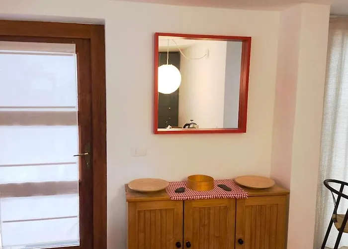 Cozy Wabi-sabi Retreat W Bikes By The River Apartamento